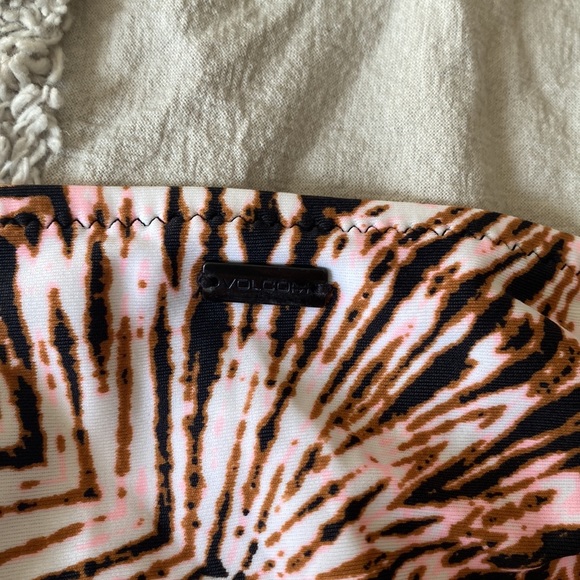 Volcom Lost at Sea Bikini Bottom - Picture 4 of 5